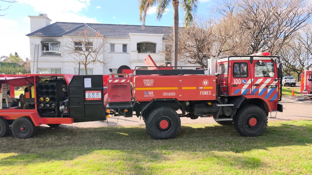 Se incendió la casa lindera a la del jugador Leonel Messi en Kentucky