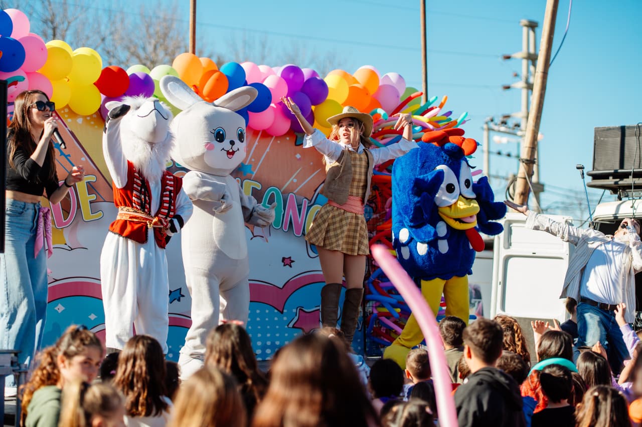 Funes celebró el Día de las Infancias: más de 16.000 personas disfrutaron de juegos, shows, sorteos y muchas sorpresas más